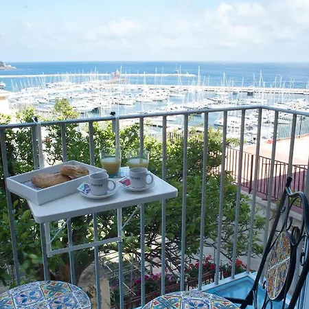 Punta Lingua Relais - 3 Port View Bed and Breakfast Προτσίντα