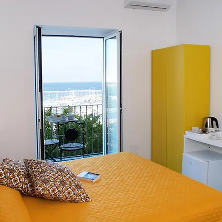Punta Lingua Relais - 3 Port View *