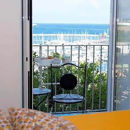 Bed & Breakfast Punta Lingua Relais - 3 Port View